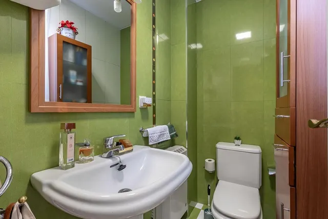 Gran casa con piscina en huetor vega — 15