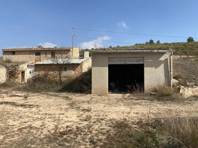CASA CUEVA PARA PEQUEÑA REFORMA — 16