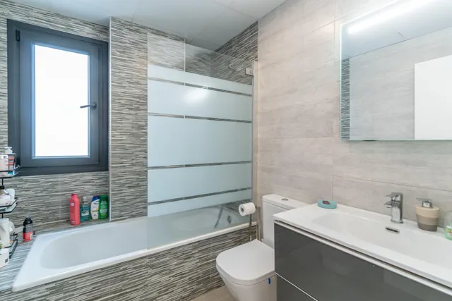 Exclusiva vivienda en Residencial Nevada — Urbanización de lujo junto al Centro Comercial Nevada — 22