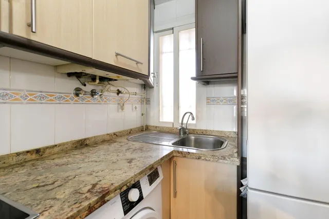Acogedor Piso en Armilla: Ideal para Inversión o Primera Vivienda — 5