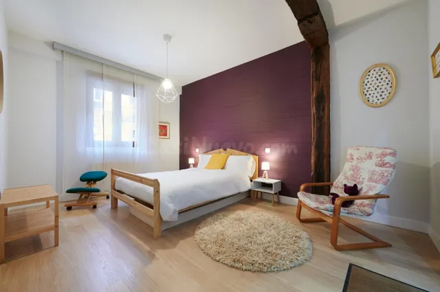Se Alquila bonita Vivienda de 3 dormitorios, 2 baños y terra
