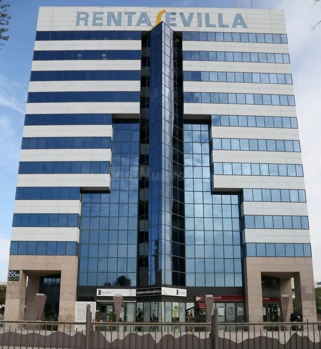 OFICINA DISPONIBLE EN EDIFICIO RENTASEVILLA - foto 2