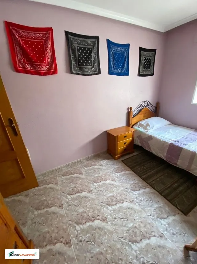Piso de 4 dormitorios con garaje en el centro de Águilas · 200.000 € — 12
