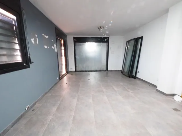 SE VENDE CASA ADOSADA EN MONTMELO - foto 3