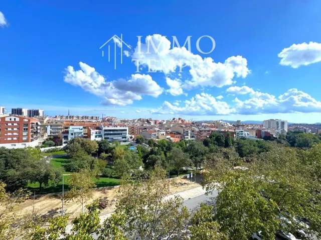 PISO REFORMADO DE 3 habitaciones CON BALCÓN Y VISTAS A VALLP