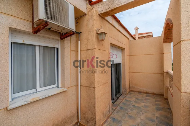 VIVE JUNTO AL MAR EN BALANEGRA | DÚPLEX DE 4 DORMITORIOS CON GRAN SÓTANO — 26