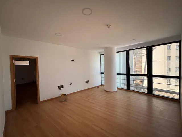 Se alquilan dos oficinas en edificio Azabache- Palmones - Los Barrios — 7