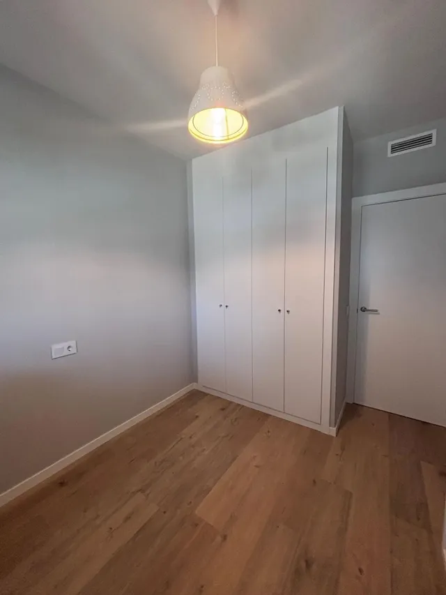 Piso moderno y acogedor en Urbanización Nueva — 11