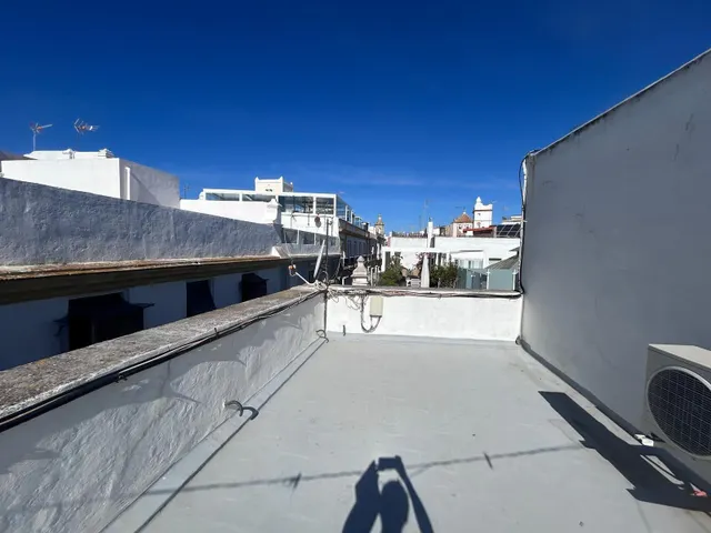 Luminoso piso de 2 habitaciones junto a Columela y San Francisco — 12