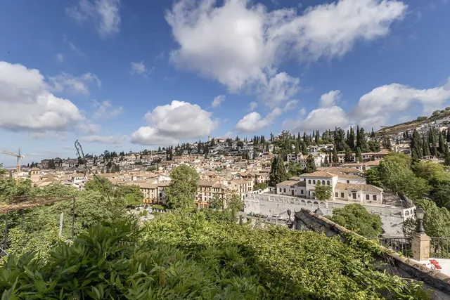 PRECIOSA CASA CON VISTAS A LA ALHAMBRA — 29