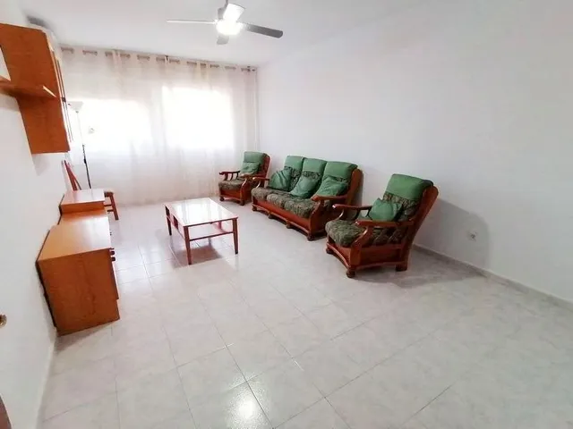 Piso de 4 Dormitorio y 2 Baños - Garaje coche y moto Opcional — 9