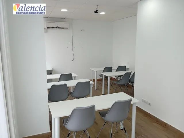 Local comercial 155m² en alquiler - Viveros — 11