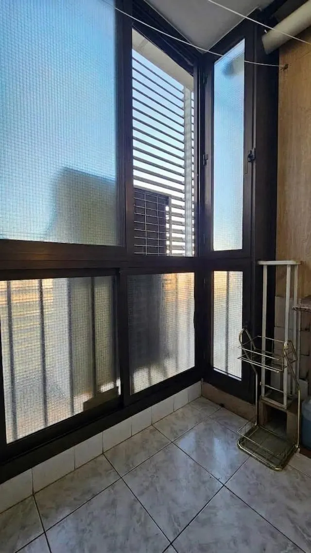 Piso 4 habitaciones 200m² en alquiler - Exposició — 29
