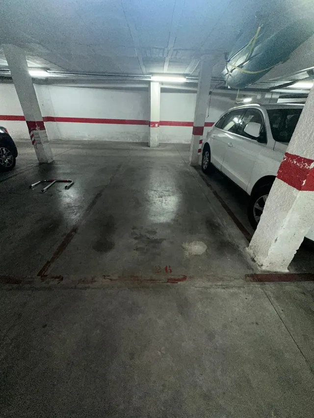 PLAZA DE GARAJE EN ALQUILER — 4