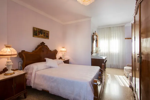 MAGNIFICO CHALET CON PISCINA EN COLINAS BERMEJAS — 7