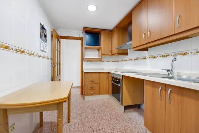 4 Dormitorios 2 baños  vivienda grande — 5