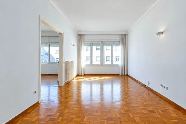 Agencia Inmobiliaria en Barcelona. Piso en venta en Sarria