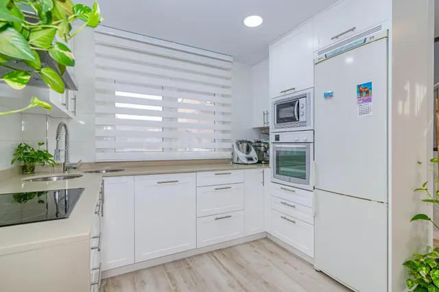 Magnífica Casa en Peligros (Granada) – Lista para Entrar a Vivir — 5