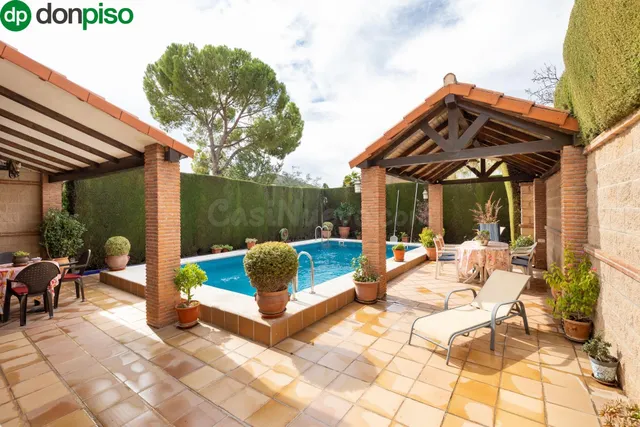 VIVIENDA PAREADA EN MONTELUZ — 4