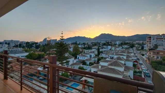 Ático dúplex con vistas panorámicas en benamádena — 27