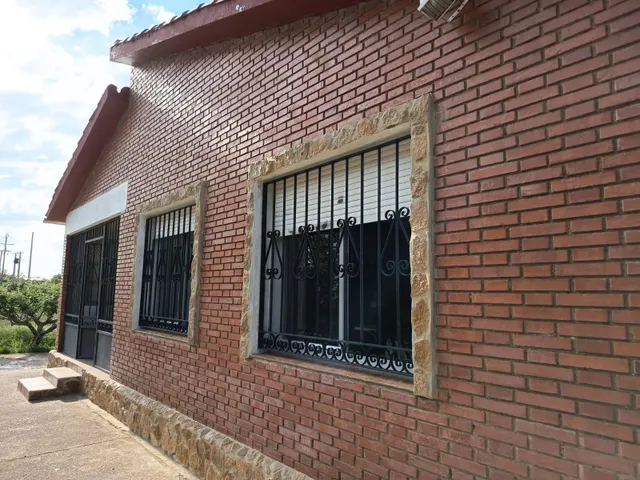MONCASA VENDE Parcela en Ctra. Carrión — 17