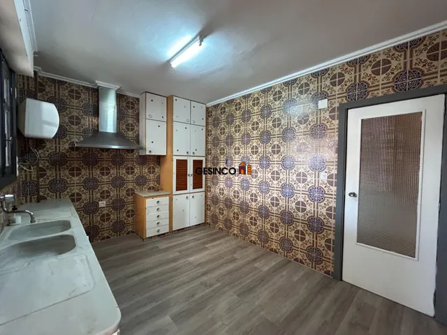 VIVIENDA EN ROTGLA Y CORBERA CON AMPLIAS POSIBILIDADES — 8