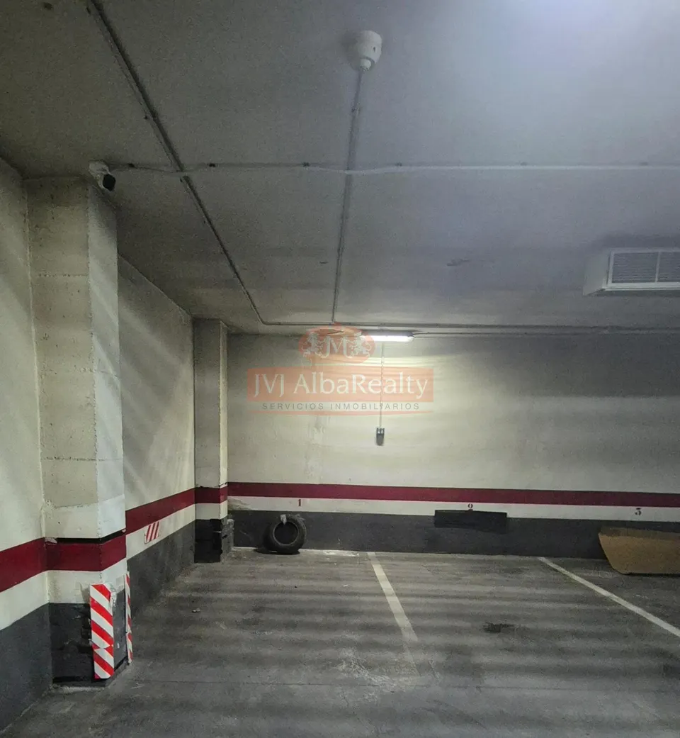 SE VENDE PLAZA DE GARAJE EN VILLACERRADA.
