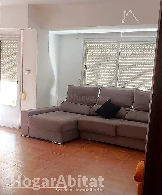 MUY AMPLIO, LUMINOSO Y SEMIREFORMADO CON BALCÓN - foto 4
