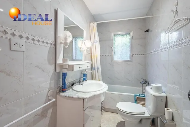 Espectacular Chalet en Ogijares - Ideal para Familias — 22