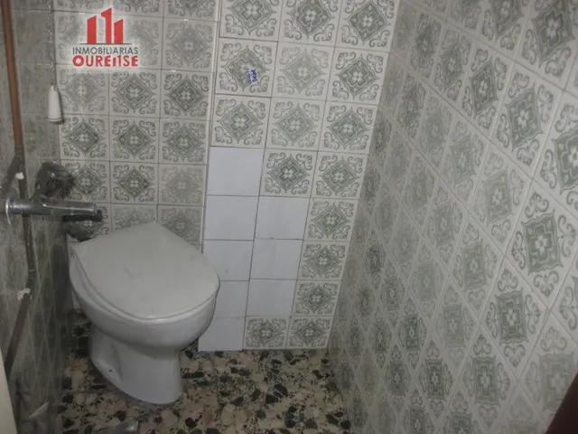 LOCAL COMERCIAL EN LA ZONA JARDIN DEL POSIO. — 9