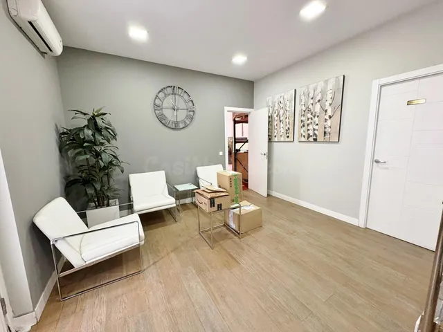 Nave industrial 4 habitaciones 310m² en alquiler - Leganes