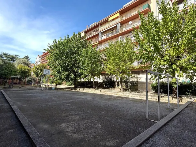 Fantàstic pis amb gran pati comunitari!!! — 22