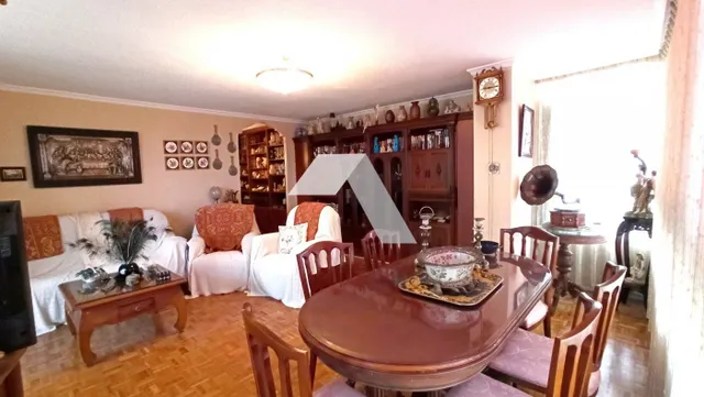 Espectacular Piso en La Goteta — 21