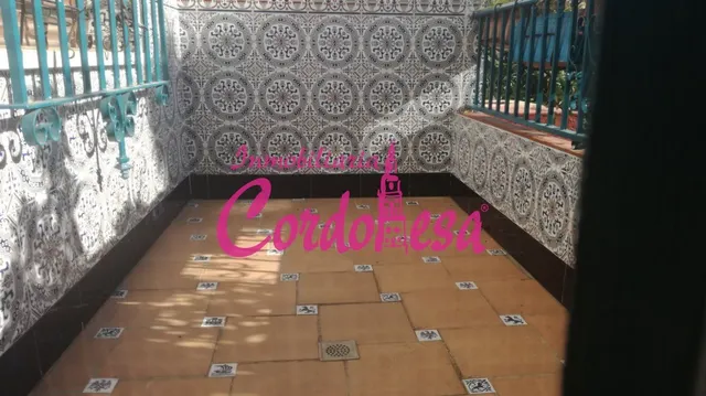 ESTUPENDA CASA JUNTO A ZOCO — 18