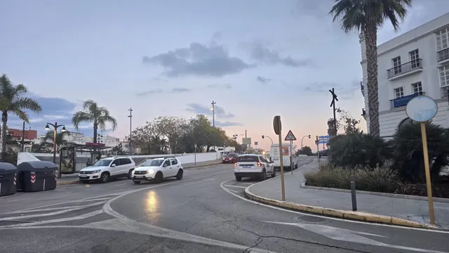 LOCAL COMERCIAL EN EL CENTRO DE CHICLANA — 10