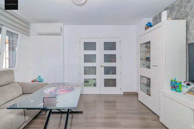 Hijar, Calle Altamira, 3 dormitorios, baño y aseo. — 10