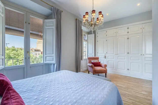 Exclusivo Piso Dúplex en el Corazón de Granada — 19
