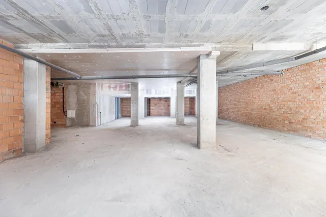 ESPECTACULAR LOCAL COMERCIAL EN GRANADA — 10