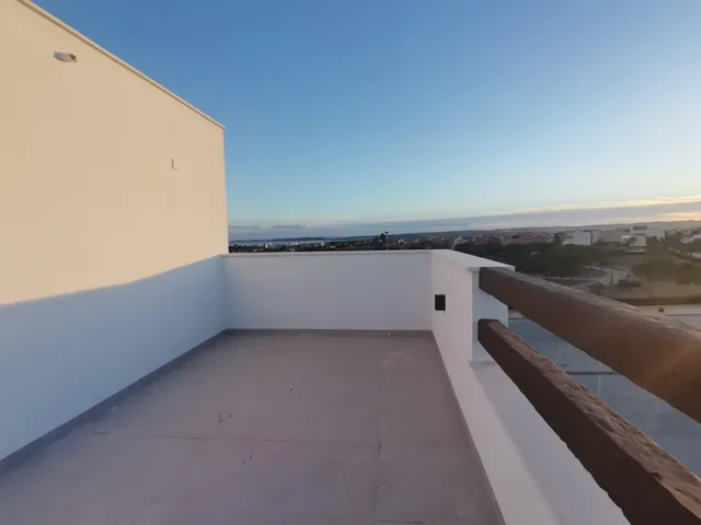 Villa de cinco dormitorios con piscina privada en La Herrada — 50