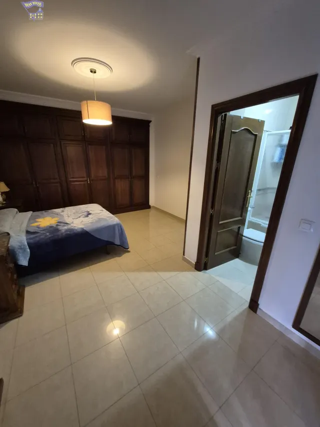 SE VENDE CASA EN ZONA CENTRO — 39