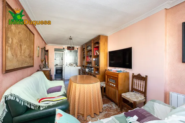 Piso de 3 dorm. en Camino Bajo de Huétor. — 11