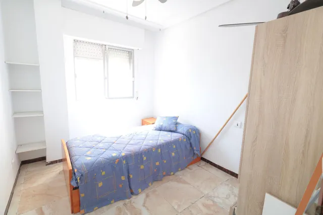 AMPLIO APARTAMENTO JUNTO A LA PLAYA — 9