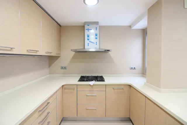 EXCLUSIVA VIVIENDA DE CASI 200M2, REFORMADA A ESTRENAR Y A POCOS PASOS DEL CAUCE DEL TURIA — 14