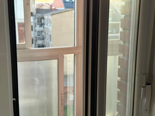 SE VENDE PISO AMPLIO Y REFORMADO — 16