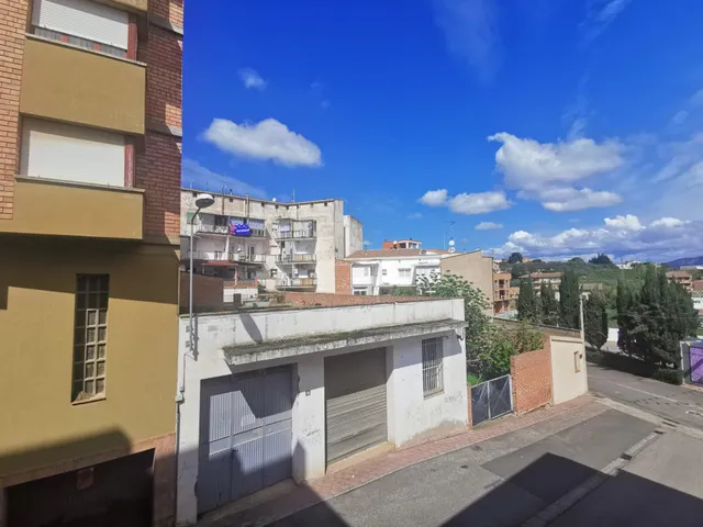 CASA CENTRICA EN ALMENAR — 30