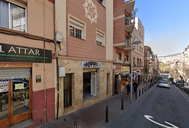 MARAVILLOSO PISO en Santa Coloma de Gramenet (Barcelona)