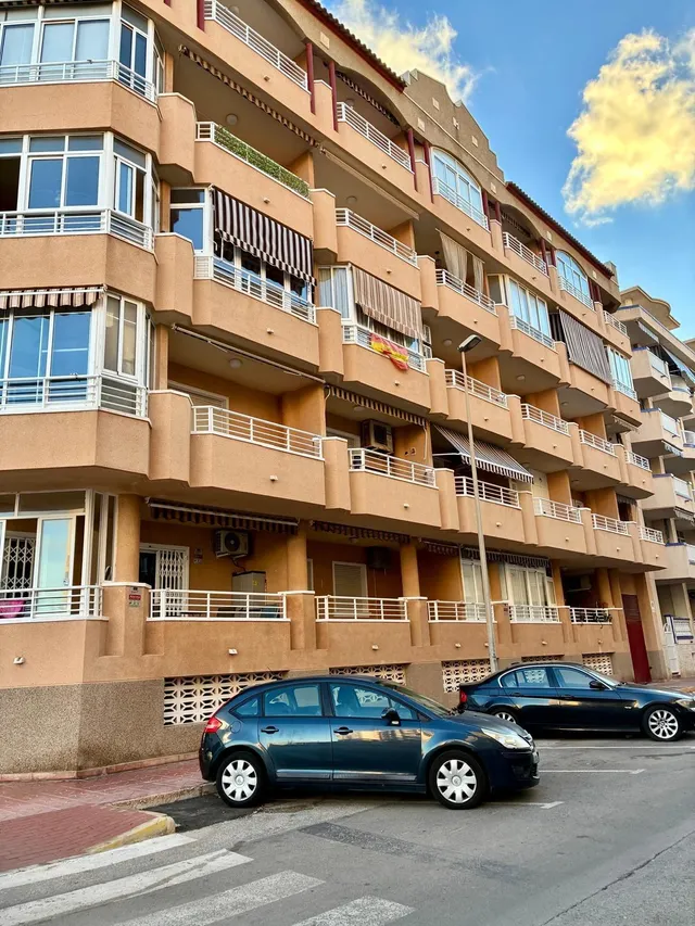 Alquiler de larga estancia en Guardamar en apartamento de 1 habitación. — 35