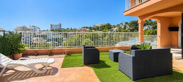 Piso con terraza y piscina en El Terreno, Palma - foto 5