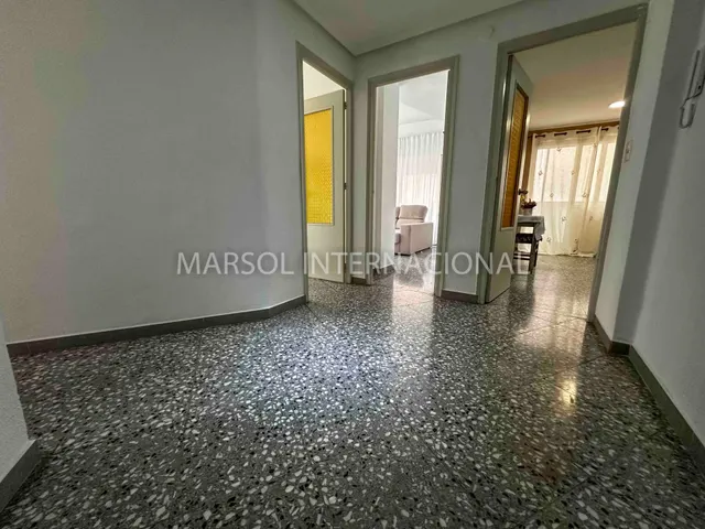 VIVIENDA DE 4 DORMITORIOS EN EL CENTRO DE ORIHUELA — 3