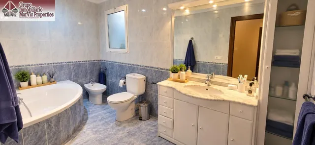 Amplio Piso en Benidorm - Zona Centro, Ideal para Inversión — 10